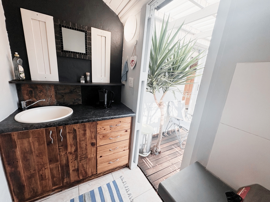 4 Bedroom Property for Sale in Yzerfontein Western Cape